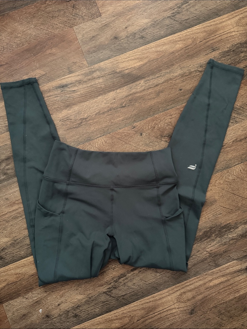 Fabletics Women’s High-Waist Performance Leggings w/ Pockets Full Length in Blue